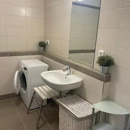 Ubytovani Rozarie Apartman *